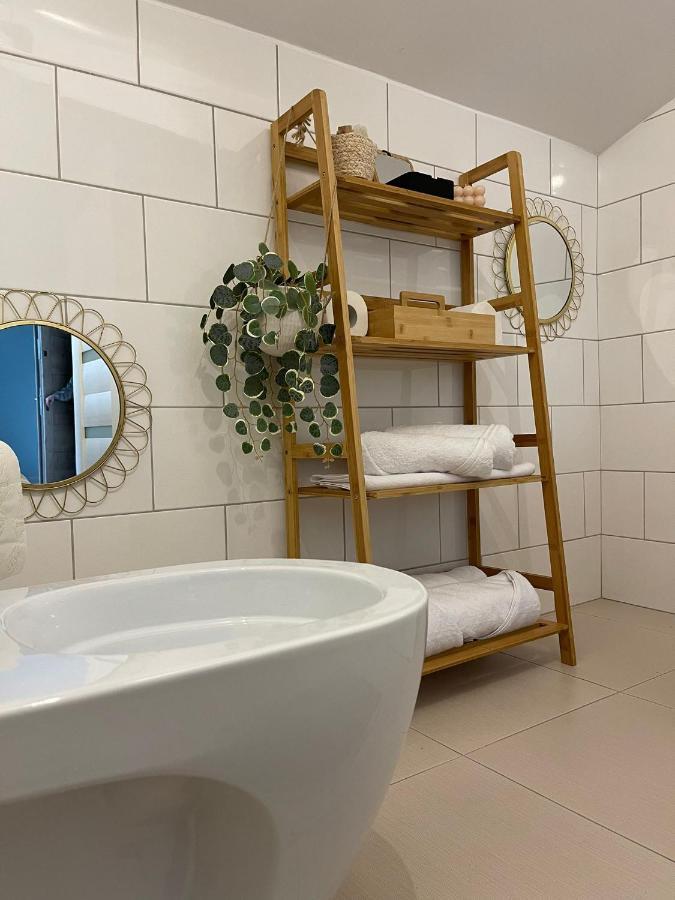 Nova Lake Apartamente ساتو ماري المظهر الخارجي الصورة