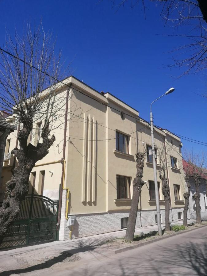 Nova Lake Apartamente ساتو ماري المظهر الخارجي الصورة